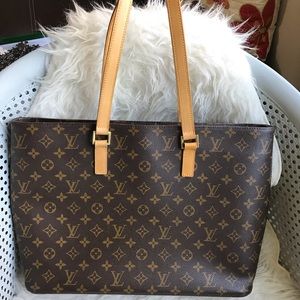 Authentic Louis Vuitton Luco Monogram